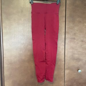 *NWT* Fabletics High-Waisted Sculpknit Legging